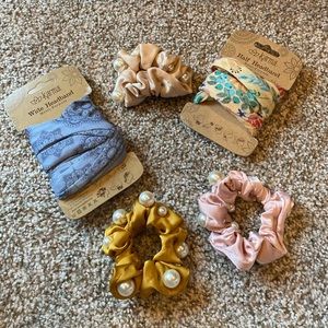 2 KARMA wide headbands & 3 pearl scrunchies